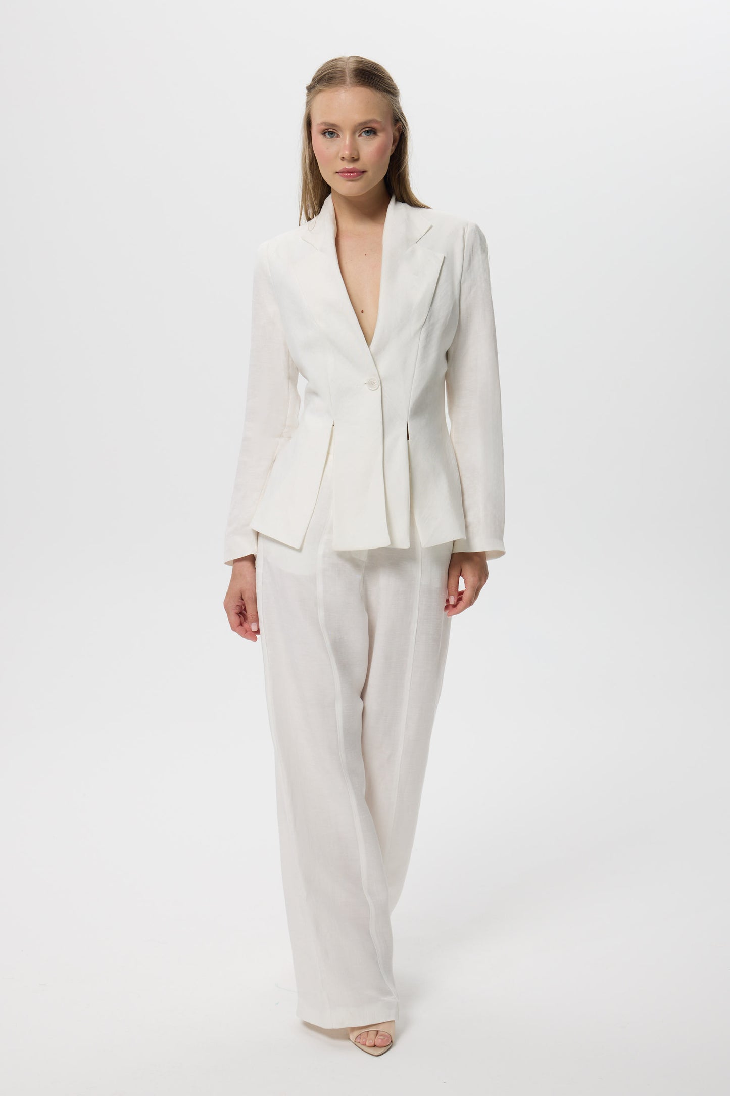Serene Linen suit