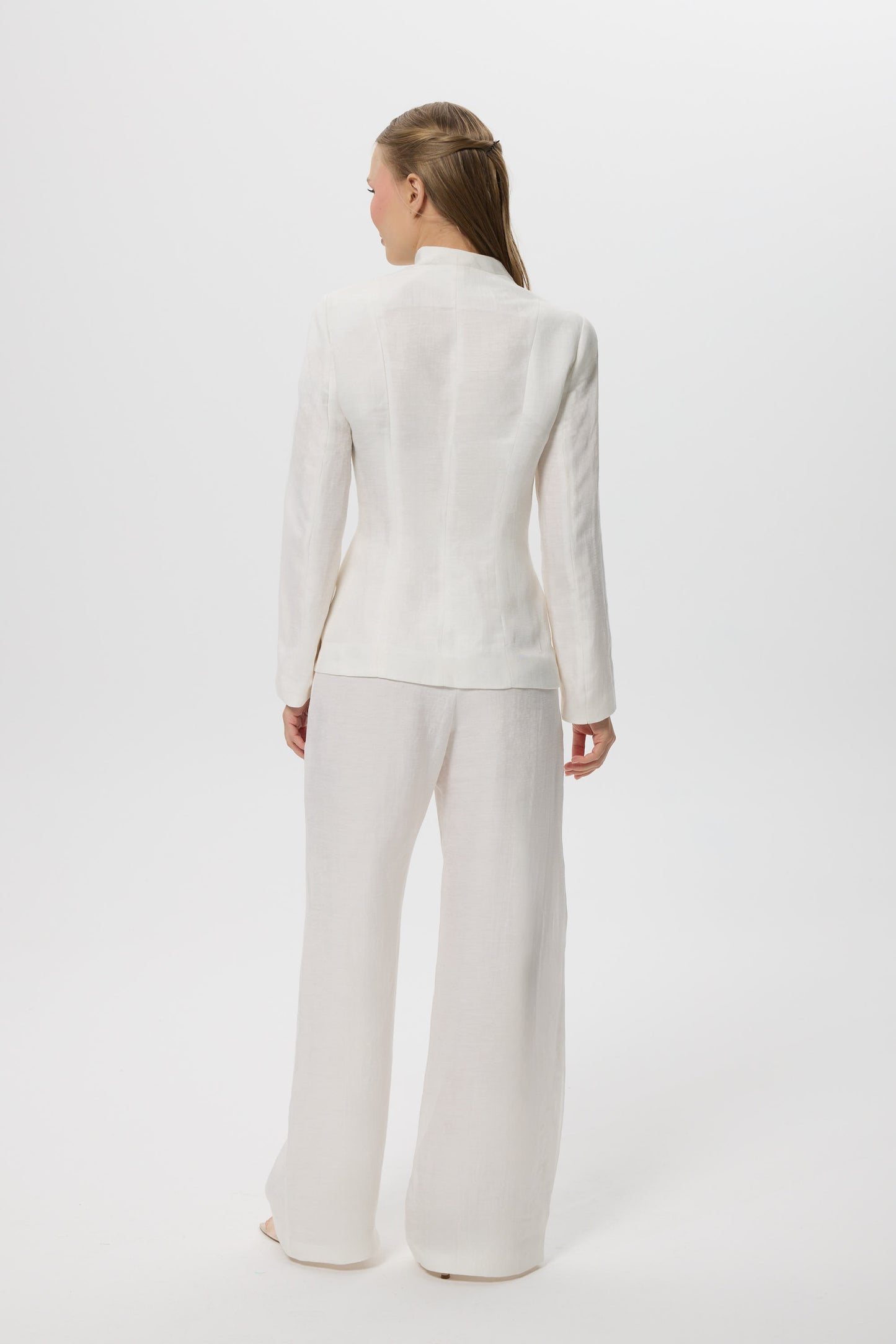 Serene Linen suit